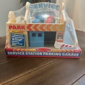 Brand New- Melissa and Doug Service Station Parking Garage